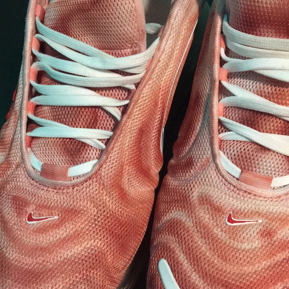 air max 720s - Picture 4 of 5